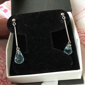 Vintage Solid 14K White Gold Teardrop Blue Topaz Briolette Dangle Earrings